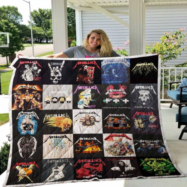 M- Metallica T-shirt Quilt Blanket